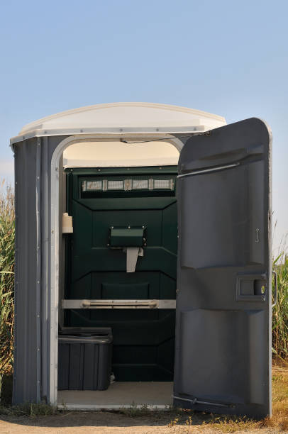 Best Porta potty rental near me  in Hamton, IL